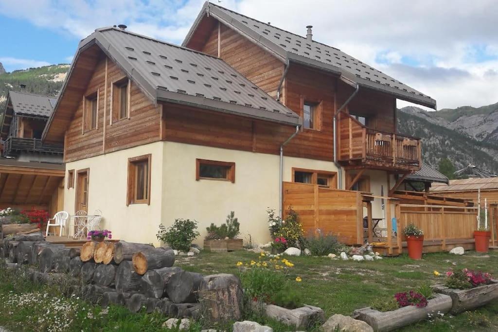 Chalet T3 Duplex Neuf Névache Kültér fotó